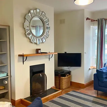 Seacliff Homes No 3 By Trident Homes 던모어 이스트